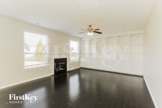 9829 Skybluff Cir in Huntersville, NC - Building Photo - Building Photo