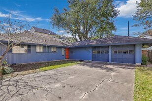 8706 Ferris Dr in Houston, TX - Building Photo