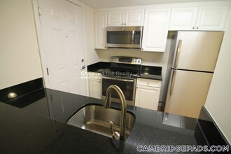19 Wendell St in Cambridge, MA - Foto de edificio - Building Photo