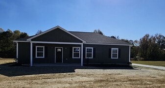 1033 Oberry Rd in Dudley, NC - Building Photo