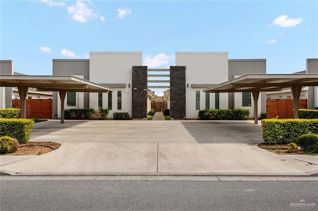 property at 1705 W Garrison Dr