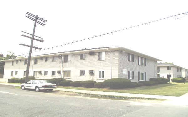 Greenfield Square Apartments in Detroit, MI - Building Photo - Building Photo