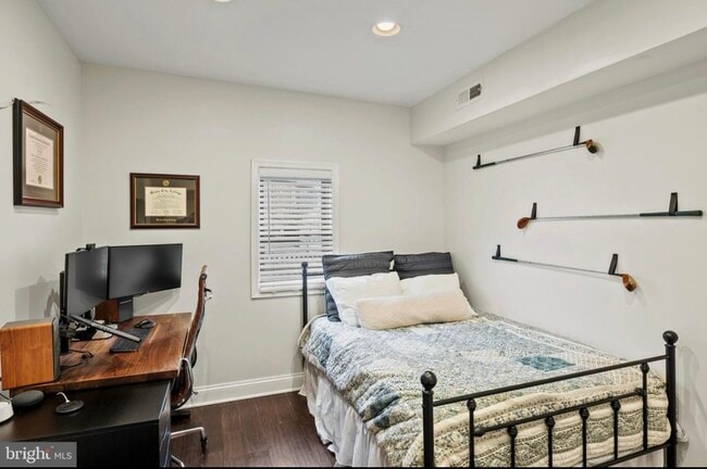 property at 2404 Foster Ave