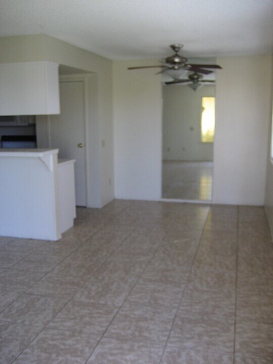 72673 Raven Rd, Unit #2 in Palm Desert, CA - Building Photo