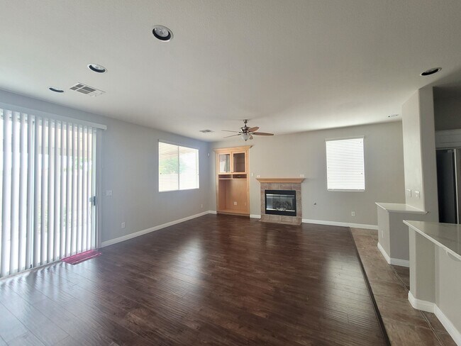 7644 Pioneer Ranch Ave in Las Vegas, NV - Building Photo - Building Photo