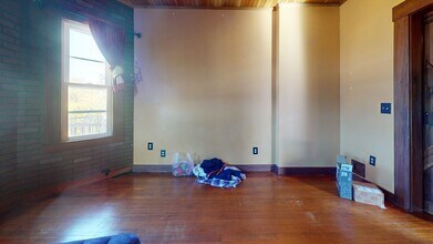 12 Forest Hills St in Boston, MA - Building Photo - Building Photo