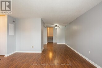 81 Marc Blvd in Welland, ON - Building Photo - Building Photo