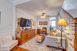 513 E Harris St in Savannah, GA - Building Photo - Building Photo