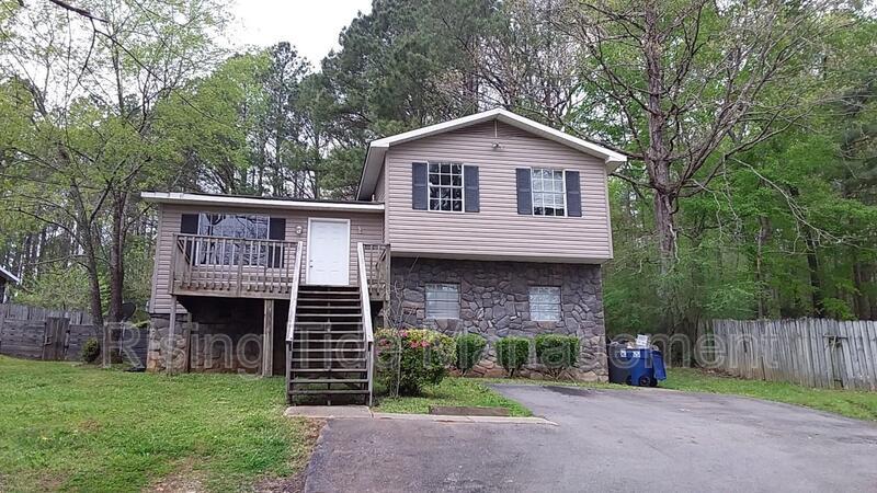 5502 Mary Munger Rd in Trussville, AL - Building Photo