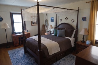 3009 N Frederick Ave in Milwaukee, WI - Foto de edificio - Building Photo