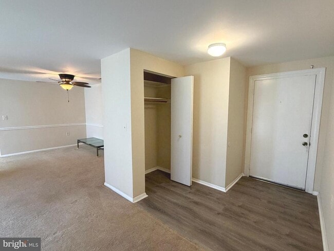 18131 Chalet Dr in Germantown, MD - Building Photo - Building Photo