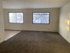 9719-9793 93 St in Fort St John, BC - Building Photo - Building Photo