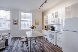 1 W 4th St in Cincinnati, OH - Building Photo - Building Photo
