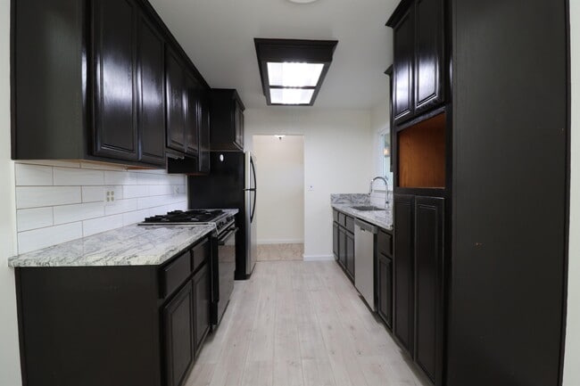 1086 Springfield Dr in Campbell, CA - Building Photo - Building Photo