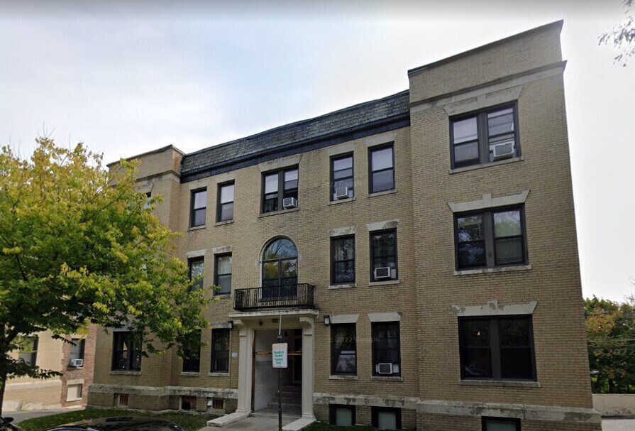 33 Egremont Rd, Unit Egremont Rd in Boston, MA - Foto de edificio