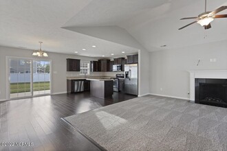 254 Merin Height Rd in Jacksonville, NC - Building Photo - Building Photo