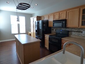 10679 Cherrybrook Cir in Highlands Ranch, CO - Building Photo - Building Photo