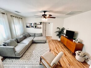 1529 E Pierce St in Phoenix, AZ - Foto de edificio - Building Photo