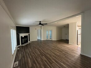 16 Madison Dr in Trafford, AL - Foto de edificio - Building Photo