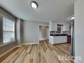 121 Quiet Refuge Ln in Garner, NC - Building Photo - Building Photo