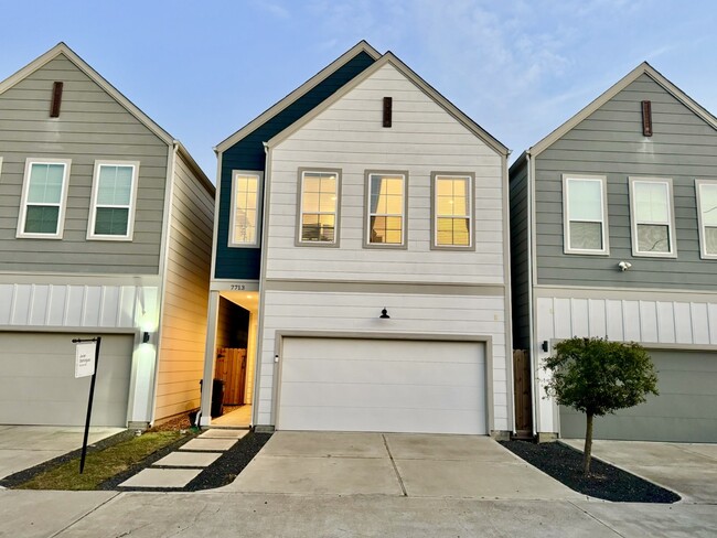 7713 Johanna Pk Dr