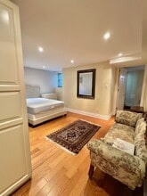 120 Crescent Rd in Toronto, ON - Building Photo - Building Photo