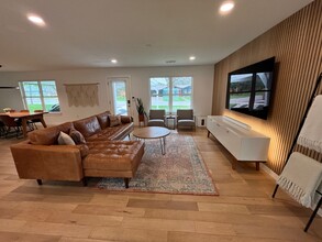 6216 Brookside Dr in Austin, TX - Building Photo - Building Photo