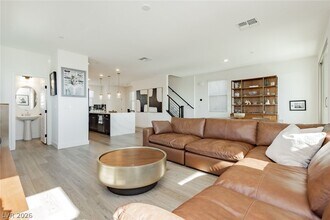 1410 Whistling Kite St in Las Vegas, NV - Building Photo - Building Photo