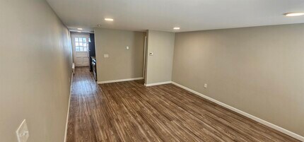 100 Bedford St in Manchester, NH - Building Photo - Building Photo