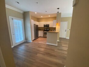 8256 Station Village Ln in San Diego, CA - Building Photo - Building Photo