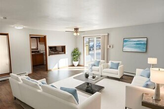 205 March Dr NE in Moses Lake, WA - Foto de edificio - Building Photo