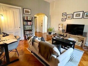 131 Newbury St, Unit 4F in Boston, MA - Building Photo - Building Photo