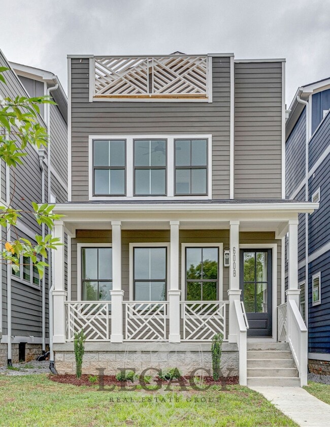 property at 600 45th Ave N