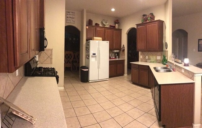 property at 7208 Valentine Ln