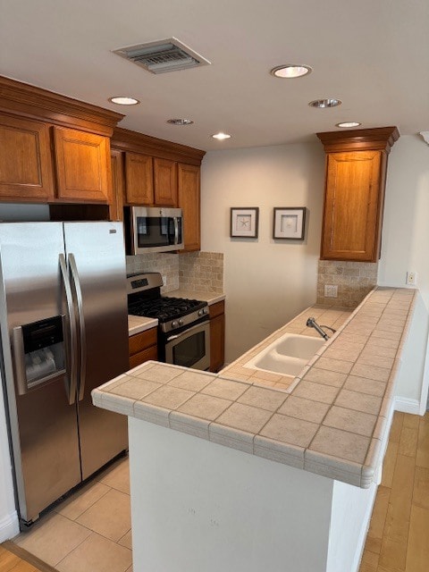 property at 1510 S Barrington Ave