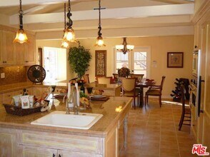 3920 Van Noord Ave in Los Angeles, CA - Building Photo - Building Photo