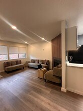 9623 S 248th St, Unit Heather Ridge in Kent, WA - Foto de edificio - Building Photo