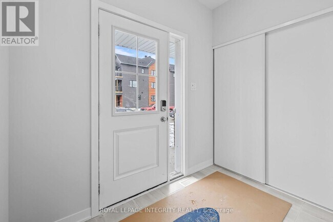 701 Tincture Pl in Ottawa, ON - Building Photo - Building Photo