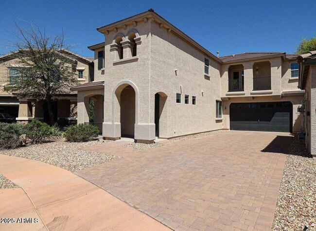 3330 W Gran Paradiso Dr in Phoenix, AZ - Building Photo - Building Photo