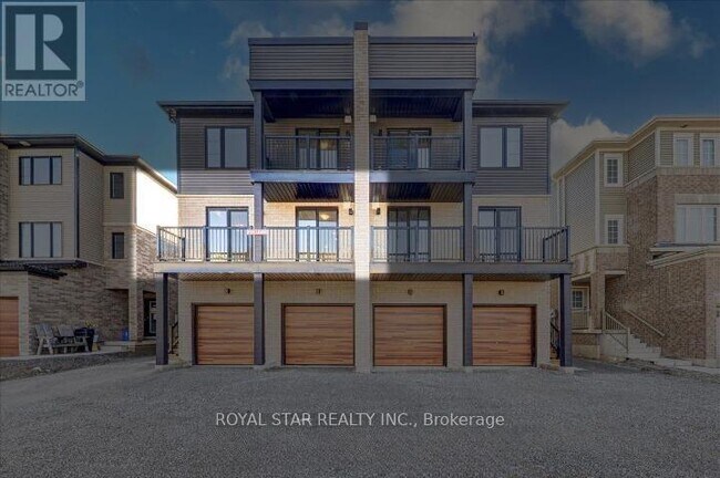 14 Pumpkin Cor Cres in Barrie, ON - Building Photo - Building Photo