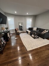 25 Pleasant St, Unit 2 in Boston, MA - Building Photo - Building Photo