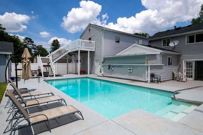 property at 837 Romney Ln