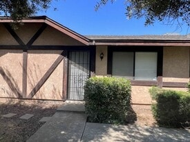 3627-3633 S Shady St in Visalia, CA - Building Photo