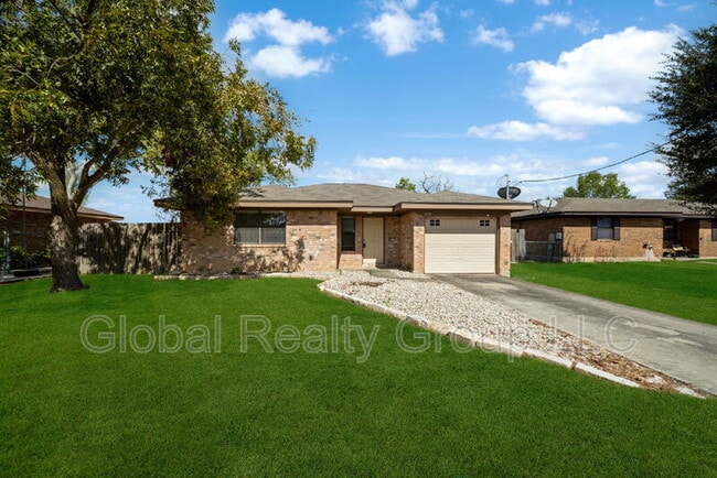 property at 309 Meadow Dr