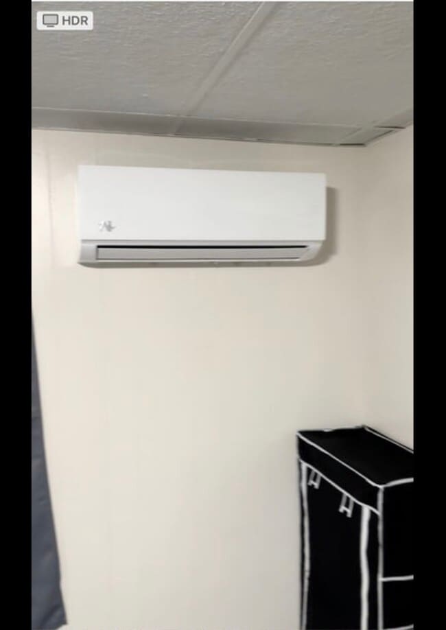 11434 227th St in Cambria Heights, NY - Building Photo - Building Photo