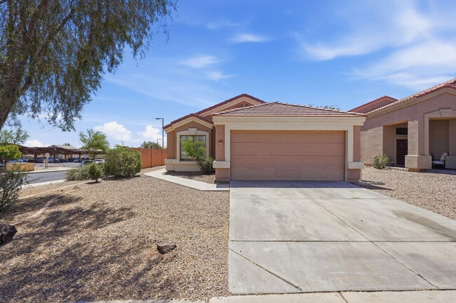23851 W Lasso Ln in Buckeye, AZ - Building Photo - Building Photo
