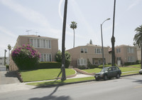 1018 S Westmoreland Ave in Los Angeles, CA - Foto de edificio - Building Photo