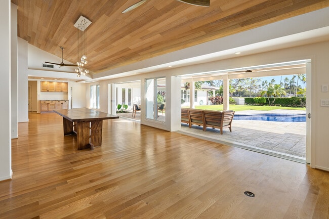 4639 Waipahee Pl in Honolulu, HI - Building Photo - Building Photo