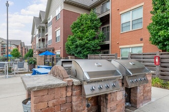 The Vue at Pinnacle Park in Fitchburg, WI - Foto de edificio - Other