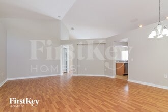 6931 Waterbrook Ct in Gibsonton, FL - Building Photo - Building Photo